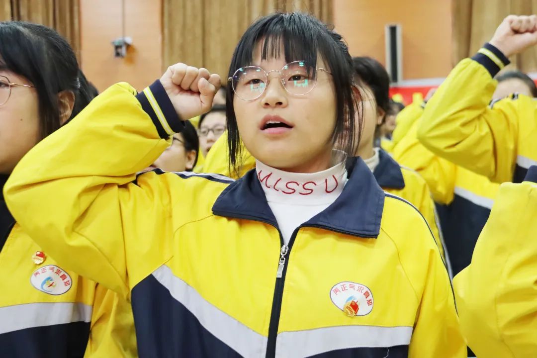 激扬青春不负韶华衡水市第十四中学举行纪念一二九